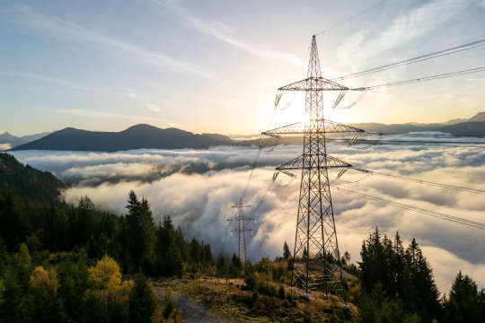 Ein Strommast der Salzburgleitung