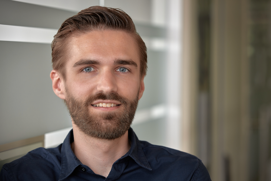 portrait of Robert Gaugl