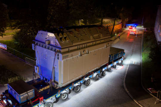 AGP Trafotransport von Enns in das Umspannwerk Kronstorf