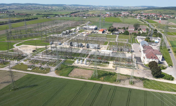 Luftaufnahme vom Umspannwerk Bisamberg