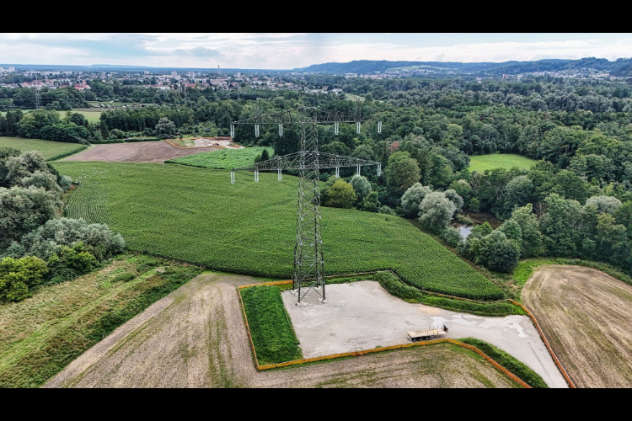 Mast M5 ist gestockt.